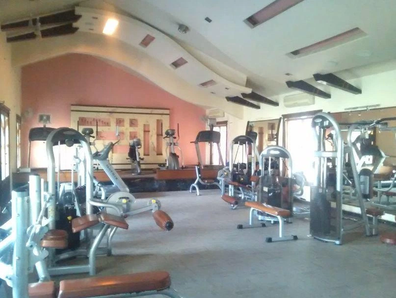 Gymnasium – Regency Gardens